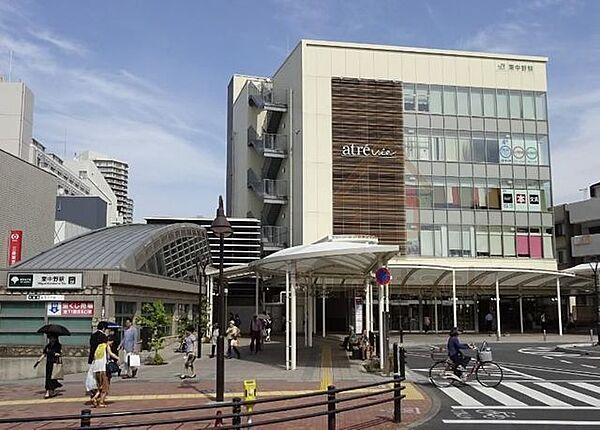 【周辺】東中野駅(JR東日本 中央本線) 徒歩9分。 690m