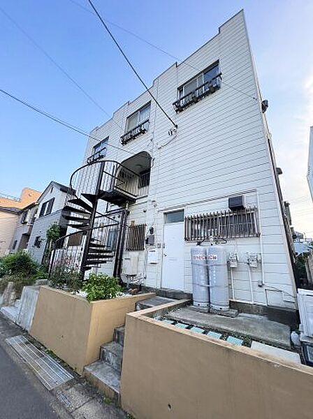 【外観】「東大宮ハイツ」3階建てマンション、湘南新宿ライン「東大宮ハイツ」駅より徒歩8分の好立地
