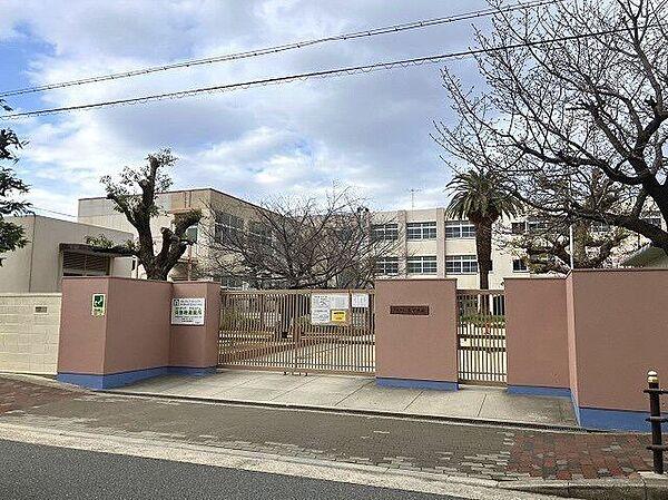 【周辺】大阪市立菫中学校 900m