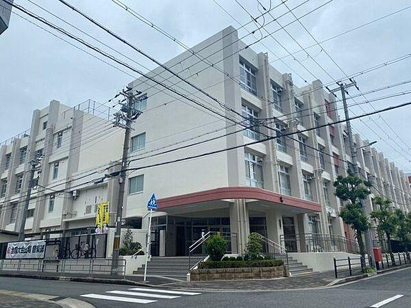 【周辺】大阪市立都島中学校 750m