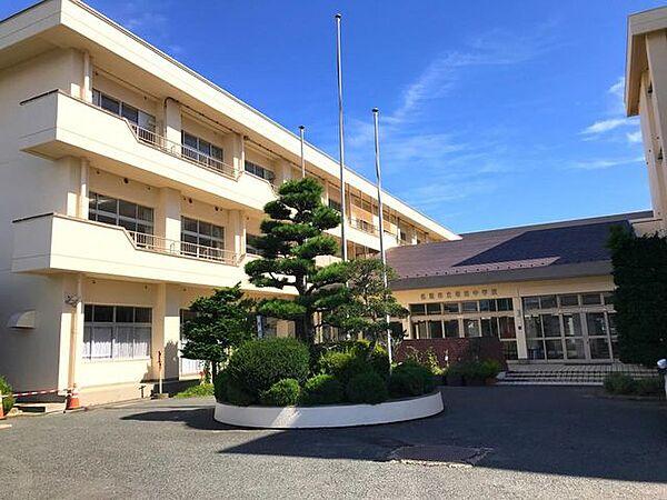 【周辺】名取市立増田中学校 徒歩30分。 2330m
