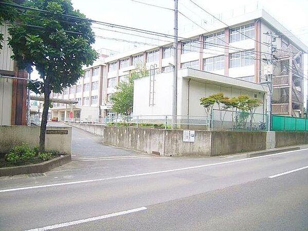 【周辺】仙台市立西多賀中学校 徒歩18分。 1370m