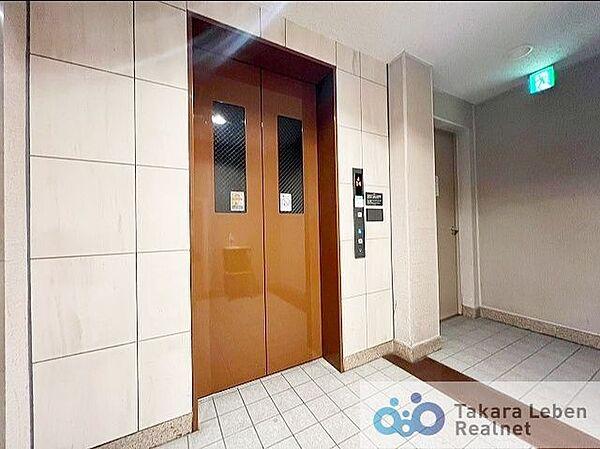 【エントランス】エレベーターホール