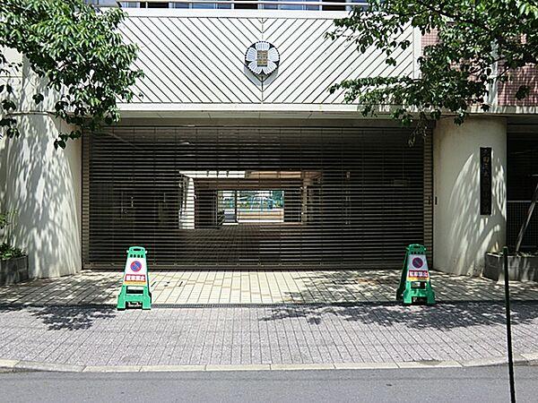 【周辺】羽田小学校 360m