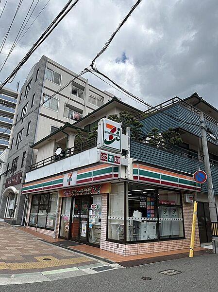 【周辺】セブンイレブン神戸桜口町４丁目店まで196m