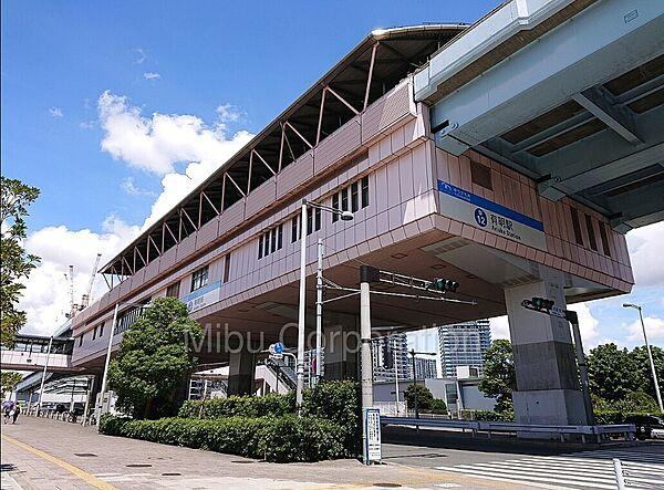 【周辺】最寄り駅のゆりかもめ「有明」駅までは徒歩6分です。