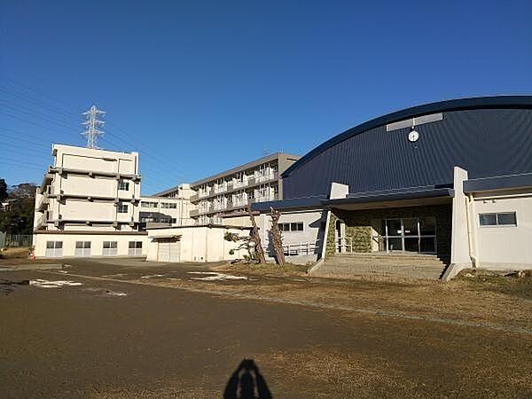 【周辺】都賀中学校 470m