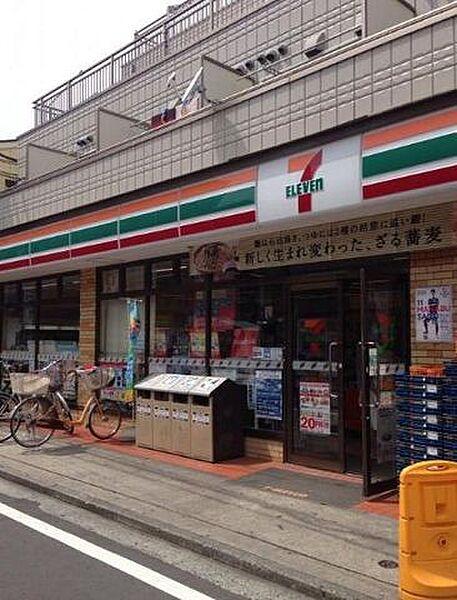 【周辺】セブンイレブン横浜神奈川2丁目店 徒歩10分。 780m