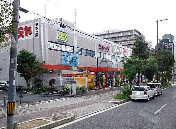 【周辺】【スーパー】スーパーマーケットコノミヤ 鴫野西店まで701ｍ