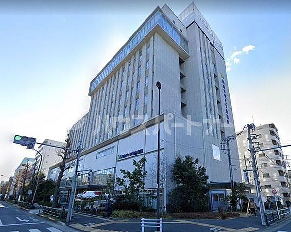 【周辺】医療法人社団明芳会高島平中央総合病院 徒歩10分。 800m
