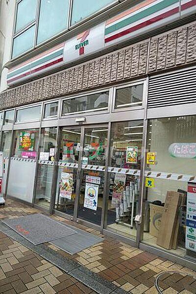 【周辺】セブンイレブン赤羽駅西口店 徒歩1分。 80m