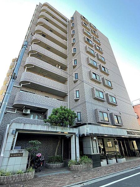 【外観】平成8年3月築、総戸数55世帯、施工会社は(株)熊谷組東京支店です