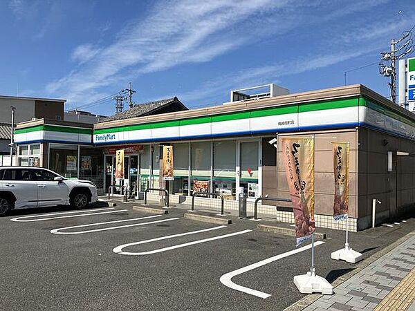 【周辺】ファミリーマート 岡崎両町店 1060m