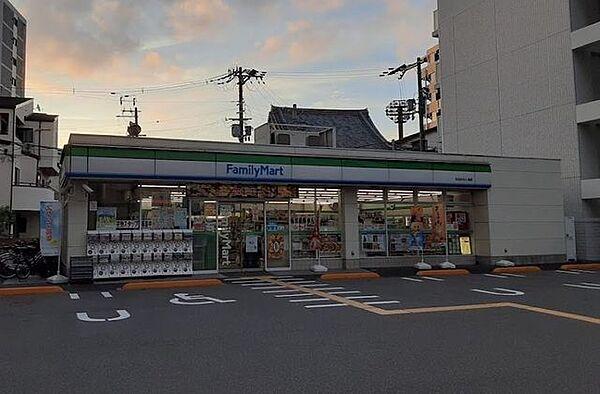 【周辺】ファミリーマート本田みなと通店 520m