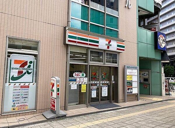 【周辺】セブンイレブン大阪肥後橋駅前店 150m