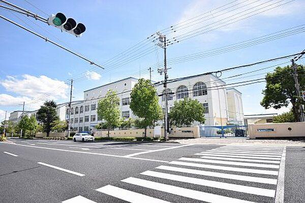 【周辺】【小学校】神戸市立本山第二小学校まで315ｍ
