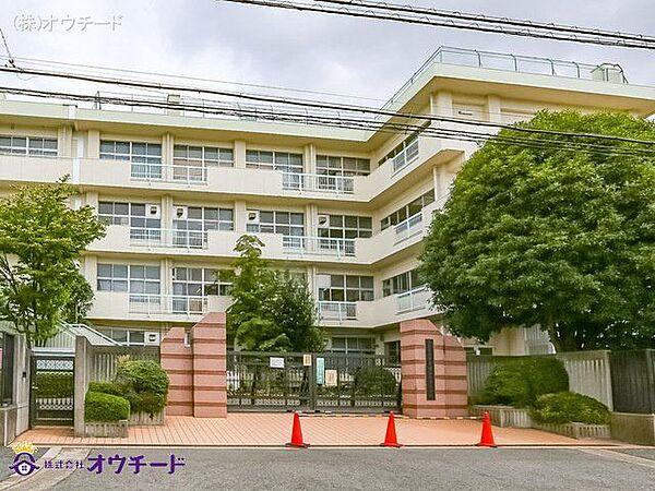 【周辺】さいたま市立浦和大里小学校 撮影日(2022-09-01) 850m