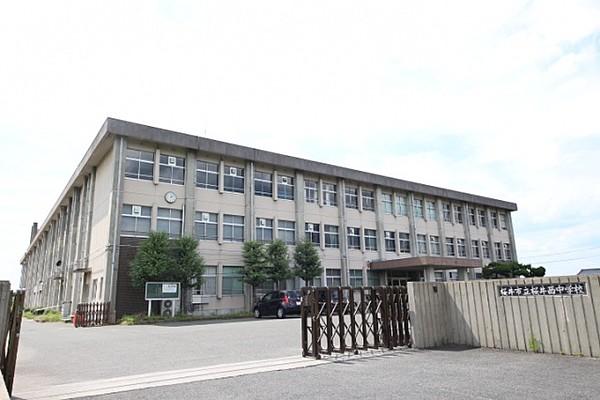 【周辺】桜井市立桜井西中学校(中学校)まで1465m