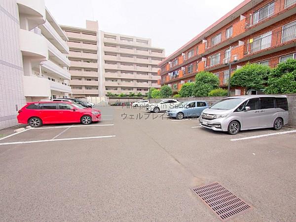 【駐車場】駐車場　敷地内に駐車場があります。