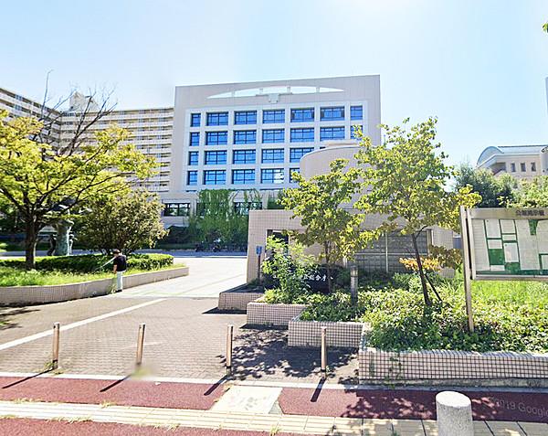 【周辺】神戸市長田区役所 (1211m)