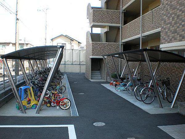【駐車場】駐輪場完備（自転車のみ）