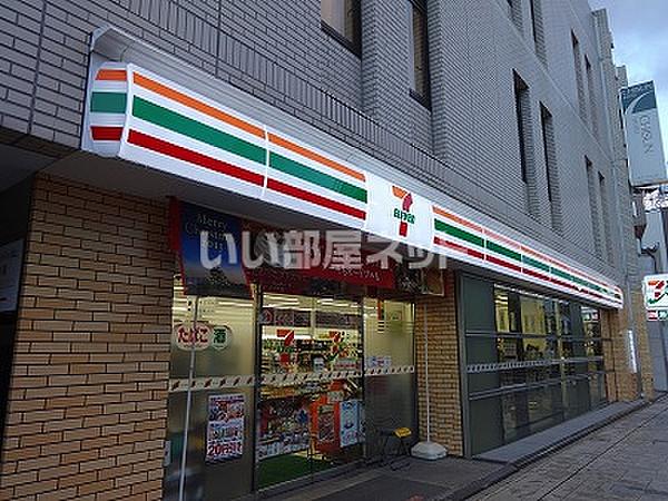 【周辺】【コンビニエンスストア】セブンイレブン 郡山駅前店まで758ｍ