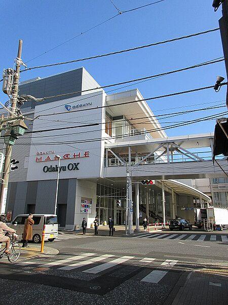 【周辺】相武台前駅。リニューアルされて駅ビルにいろいろなお店が入っています。