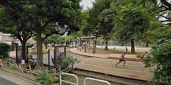 【周辺】【公園】新宿区立北柏木公園まで499ｍ