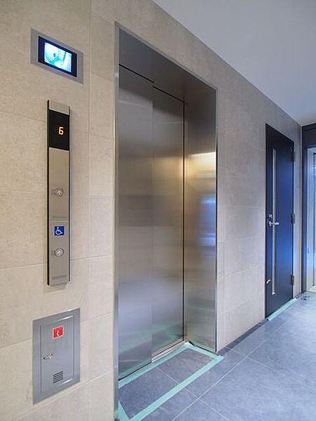 【外観】【エレベーター】居住者専用のエレベーターです☆