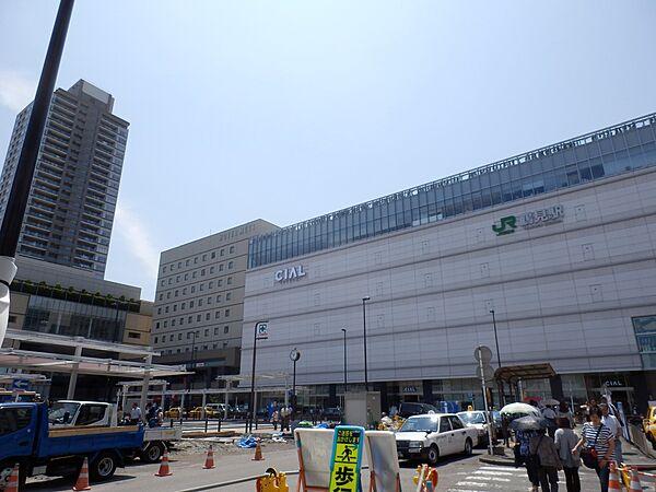 【周辺】JR京浜東北線『鶴見』駅　800m　横浜駅までの所要時間は約12分。駅ビルCIAL鶴見はショッピングやグルメが楽しめます。 