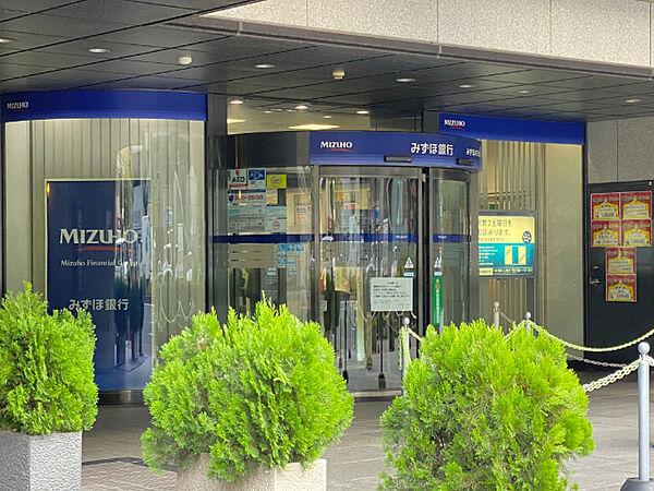 【周辺】銀行「みずほ銀行新横浜支店まで282m」