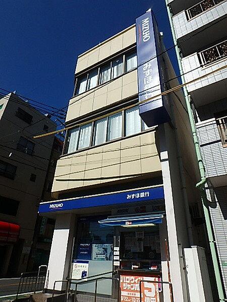 【周辺】銀行「みずほ銀行桜台支店まで210m」