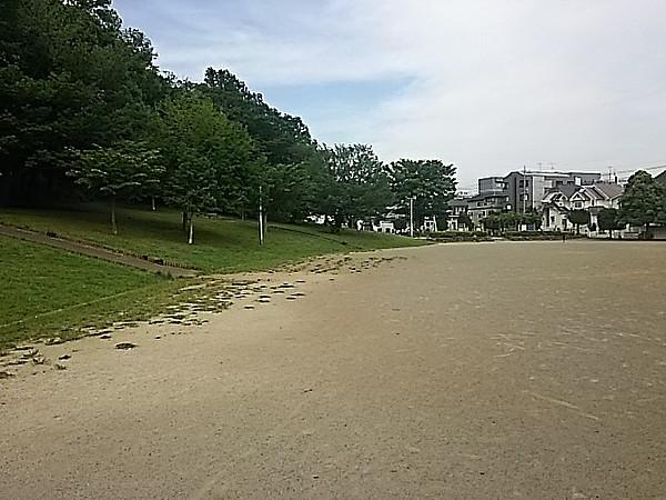 【周辺】【公園】東浦和中央公園まで864ｍ
