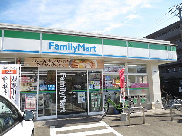 【周辺】ファミリーマート ニック北加瀬三丁目店150m