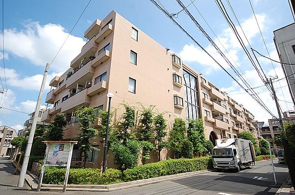 【外観】東京方面へのアクセスも快適、都会的で洗練された落ち着きのある住空間