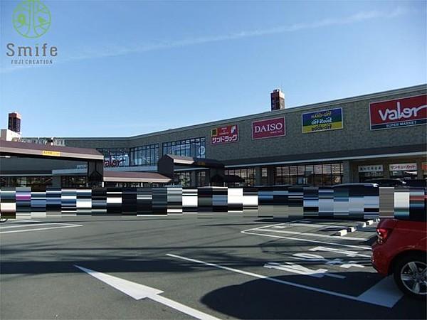 【周辺】スーパーマーケットバロー　北寺島店 442m