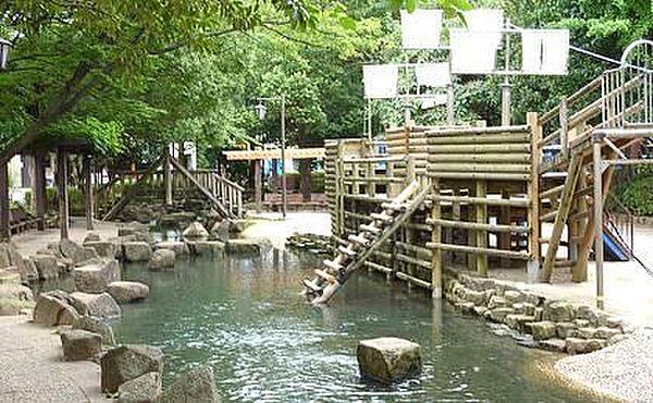 【周辺】小松川境川親水公園 427m
