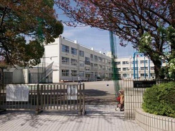 【周辺】江戸川区立東小松川小学校 389m