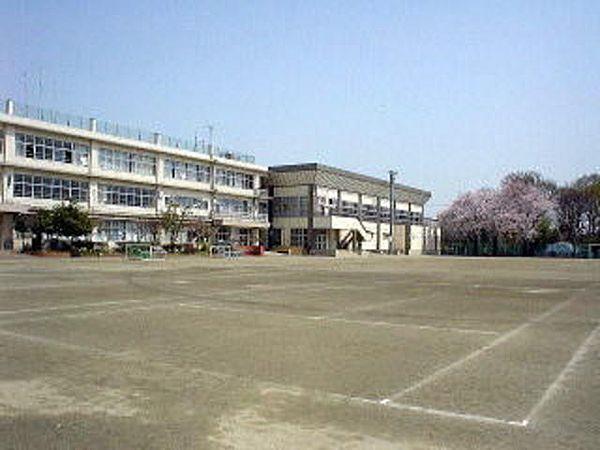 【周辺】立川第四中学校（学区） 405m
