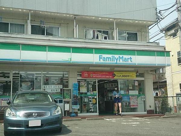 【周辺】ファミリーマート日野高幡店 163m