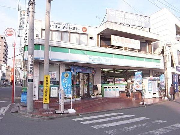 【周辺】ファミリーマート鶴ケ島駅前店 247m