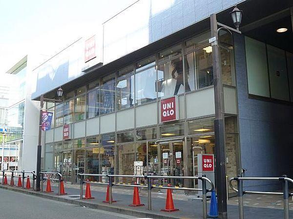 【周辺】ユニクロ　仙川店 439m