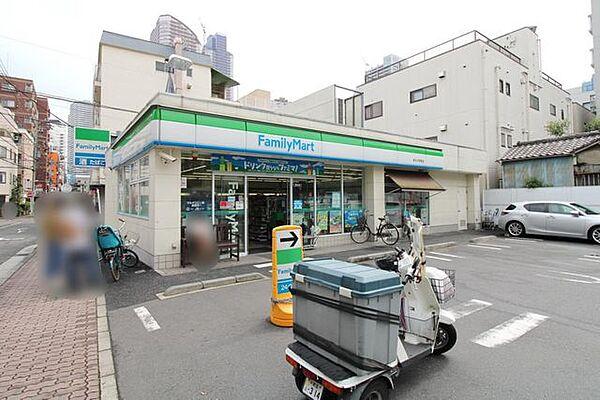 【周辺】Family Mart 新丸子駅東店 徒歩2分。 160m