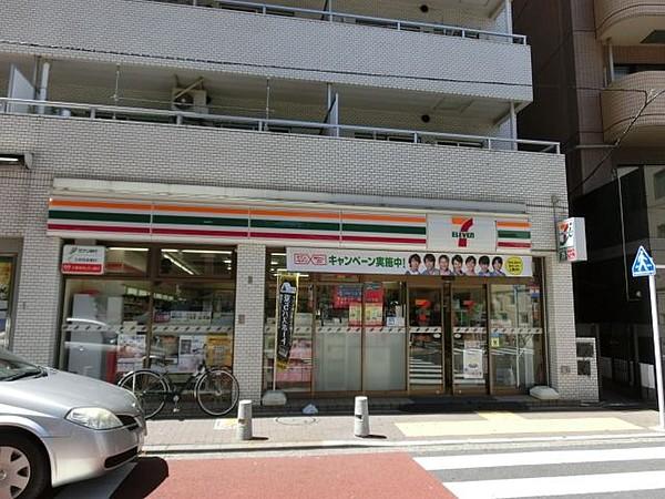 【周辺】セブンイレブン日暮里駅北店 223m
