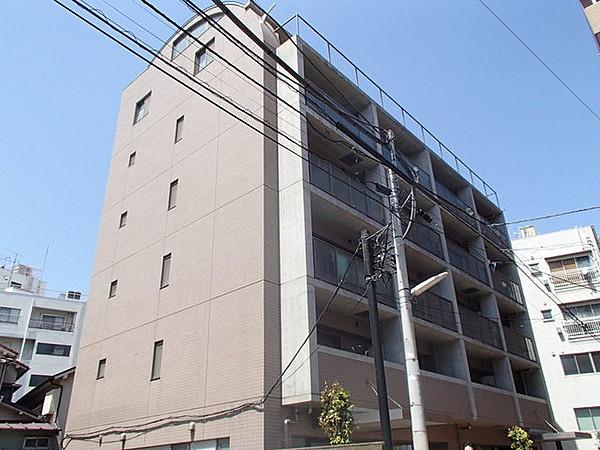 【外観】鉄筋コンクリート造の6階建てマンション 