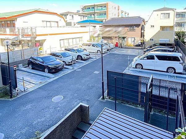 【駐車場】レクセルアベニュー浦安の駐車場は機械式のため車種制限があります。
