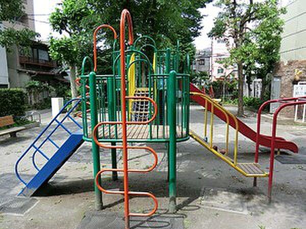 【周辺】周辺環境:八千代町児童遊園