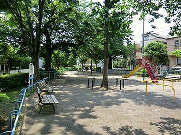 【周辺】周辺環境:松丘公園