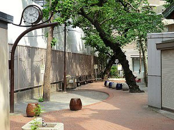 【周辺】周辺環境:松本町児童遊園