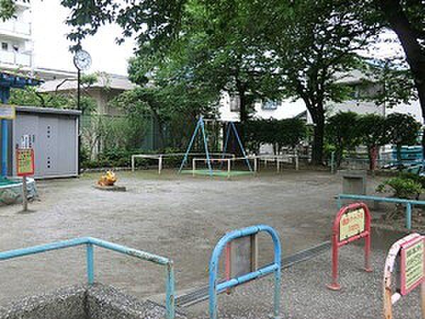 【周辺】周辺環境:日の出児童公園